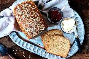 1 slice (43 g) Hearty Honey Oat Bread