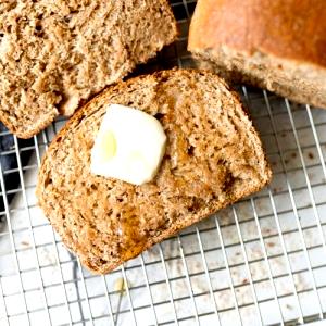 1 slice (43 g) Hearty Wheat with Honey Bread