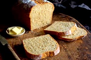 1 slice (43 g) Quinoa Bread