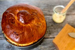 1 slice (44 g) Pumpkin Brioche