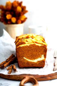 1 slice (45 g) Pumpkin Cream Cheese Loaf Cake