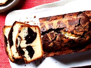 1 slice (47 g) Sugar Free Marble Creme Cake