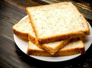 1 slice (50 g) Super Awesome Bread