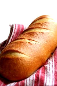 1 slice (56 g) European Style French Bread