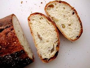 1 slice (57 g) Olive Loaf