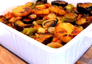 1 slice (59 g) Veggie Mediterranean deLITE