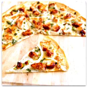 1 slice (79 g) Barbeque Chicken deLITE Thin Crust Pizza (Large)