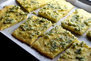 1 slice (85 g) Garlic Parmesan Flatbread