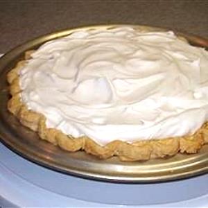 1 slice (89 g) Pineapple Cream Pie