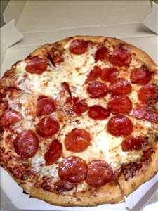 1 slice (96 g) 12" Medium Pepperoni Hand-Tossed Style Pizza