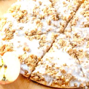 1 slice Apple Dessert Pizza