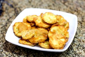 1 Slice Baked Breaded or Battered Yellow or Green Summer Squash