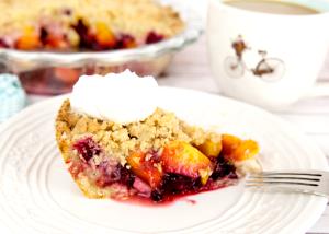 1 slice Blackberry Peach Crumb Pie