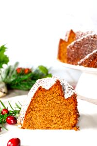 1 Slice Gingerbread Bundt Cake