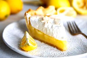 1 slice Lemon Meringue Pie