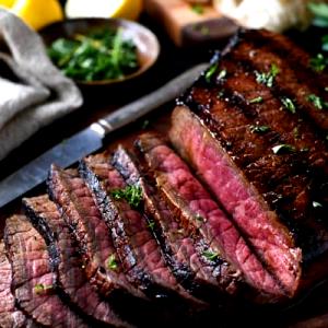 1 Slice London Broil Braised Beef Steak (Lean and Fat Eaten)