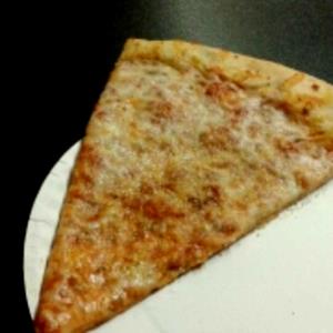 1 Slice Thin Crust Cheese Pizze