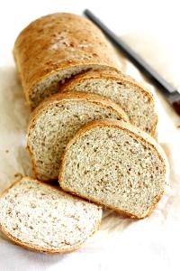 1 Slice Thin, Crust Not Eaten Cracked Wheat Bread