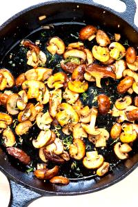 1 Small Cooked Mushrooms (from Fresh, Fat Not Added in Cooking)