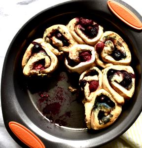 1 Small Diet Frosted Sweet Fruit Roll