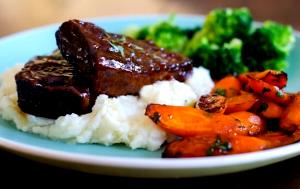 1 Small (yield After Cooking, Bone Removed) Barbecued Beef Shortribs with Sauce (Lean and Fat Eaten)