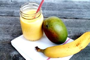 1 smoothie (24 oz) Sunny Day Smoothie