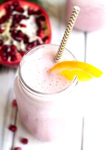 1 smoothie (32 oz) Pomegranate Punch Smoothie (32 oz)