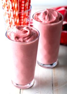 1 smoothie Strawberry Smoothie (Regular)