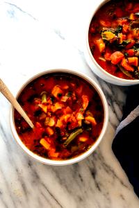 1 soup 12 Veggie Soup (Medium)