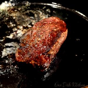 1 Steak Beef Tenderloin, Broiled, Slf (Filet Mignon)
