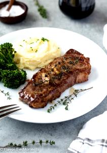 1 Steak Emu Top Loin (Cooked, Pan-Broiled)