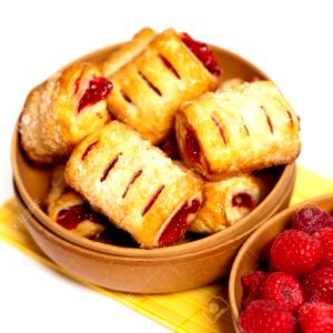 1 strudel bite Raspberry Strudel Bites