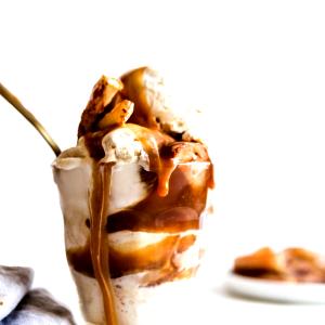 1 sundae (13.26 oz) Caramel Apple Pecan Sundae (2 Scoop)