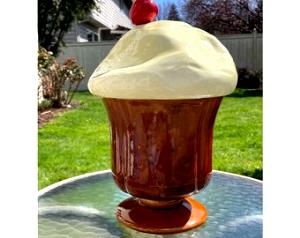 1 sundae Cookie Jar Sundae
