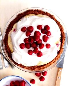 1 Surface Inch Raspberry Cream Pie