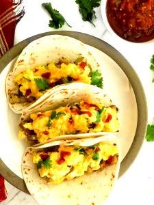 1 taco (115 g) Potato Egg Taco