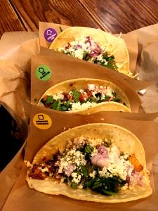 1 taco (127 g) Drunken Yardbird Knockout Taco