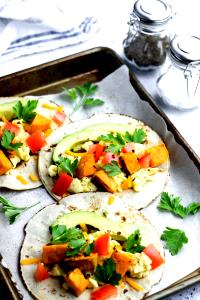 1 taco (167 g) Big Fat Breakfast Taco