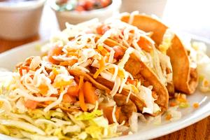 1 taco (3.4 oz) Crunchy Chicken Taco