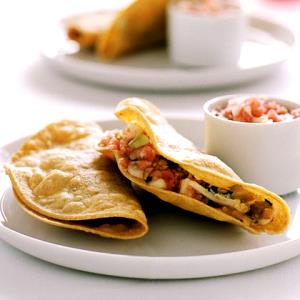 1 taco Crispy Corn Taco Shell Overachiever Taco - Chicken