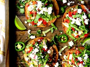 1 Taco Or Tostada, NS Size Meatless Taco or Tostada with Beans, Lettuce, Tomato and Salsa