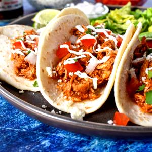 1 Taco Shredded Chicken Flour Soft Shell Taco