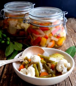1 tbsp (13 g) Giardiniera