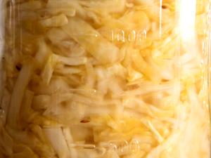 1 tbsp (15 g) Sauerkraut