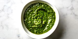 1 tbsp (17 g) Pesto Genovese