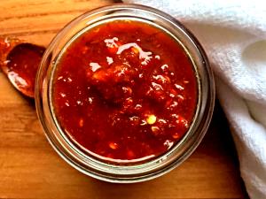 1 tbsp (18 g) Spicy Garlic Sauce