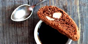 1 tbsp Fat Free Sugar Free Chocolate Almond Biscotti Creamer