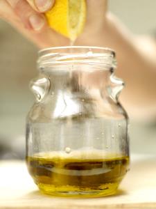 1 Tbsp Fruit Dressing (made with Honey, Oil and Water)