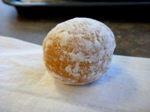1 timbit Strawberry Filled Timbits