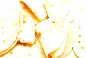 1 tortilla (57 g) Flour Tortillas